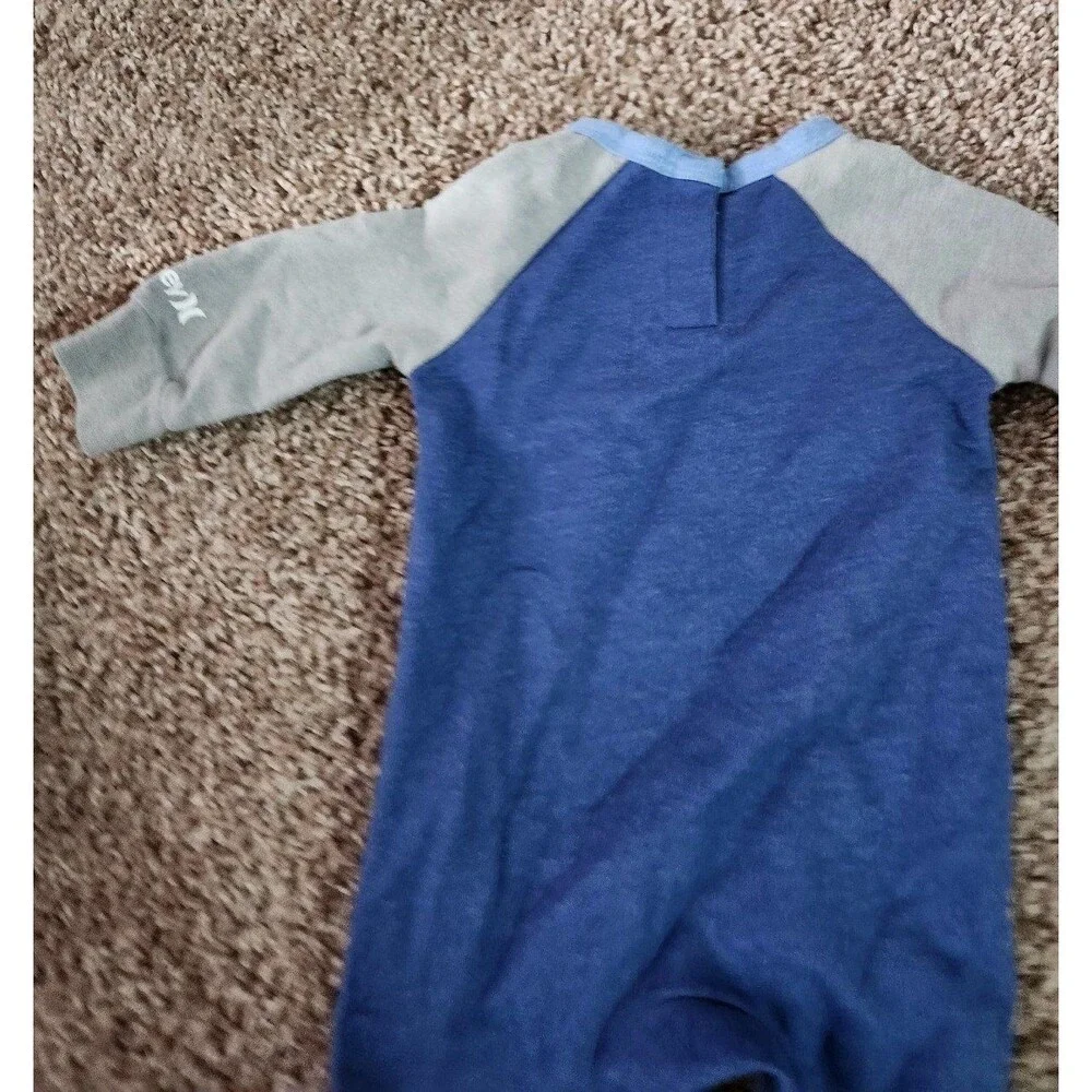 Hurley one piece outfit size 3 months